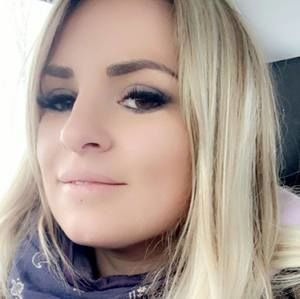 Meet your Posher, Andrée-anne